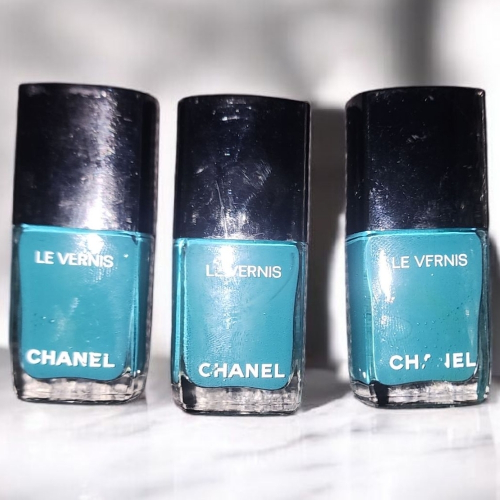 1 Bottle Of Authentic Channel Limited Edition Longwear Nail Polish Never Opened - Picture 3 of 8